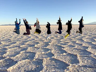 ウユニ塩湖と天空の絶景！ 旅の感動を詰め込んだ、ウユニ塩湖完全ガイド？ウユニ塩湖、フラミンゴ、間欠泉…絶景を巡る旅の記録