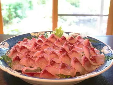 有田焼の魅力再発見！伝統と革新が織りなす有田焼の旅とは？有田焼400年：歴史と美食、陶器市