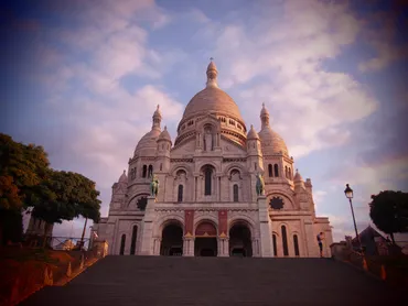 フランス人のよくある名前！男性や女性の人気名前ランキング100 