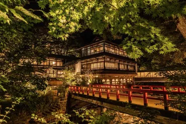 四万温泉（しまおんせん）とは？ みどころ、観光、アクセス、旅館・宿など、群馬県を代表する温泉地の紹介