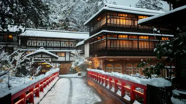 四万温泉 積善館」泊 千と千尋みを感じる本館に宿泊。元禄の湯は唯一無二の雰囲気！ 