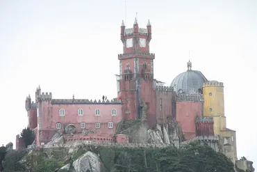 シントラ観光：世界遺産の魅力と、効率的な周遊方法とは？シントラ：歴史と自然が織りなす絶景への旅