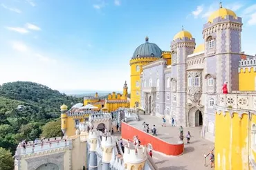 初めてのポルトガル その7 シントラ前編 ペーナ宮殿～ムーアの城跡～シントラ旧市街』シントラ(ポルトガル)の旅行記・ブログ by  70さん【フォートラベル】