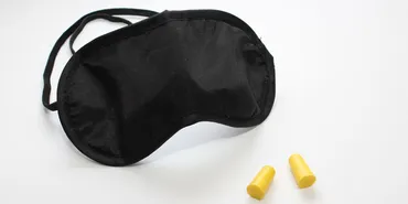夜行バスに乗るなら必携！快眠するために持っていきたいアイテム 