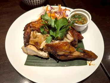 赤坂で本格タイ料理！ガイヤーン・トムヤムクンが絶品の「チャンロイ kaaw」実食レポ 