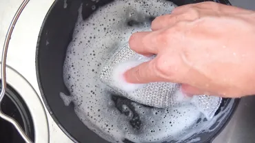 ニトリのダッチオーブン、通称「ニトダッチ」の使い勝手を本音レビュー！大人気らしい 