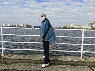 ワークマンの『bag in(バッグ イン) レインジャケット』が超便利！リュックまで収まる優秀カッパ 