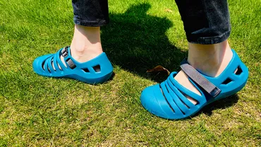 コスパ最強】ワークマンのサンダル「ボーンサンダル」がキャンプにぴったりな理由 