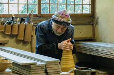 唐津焼と美食と歴史が織りなす旅：洋々閣の魅力とは？唐津の隠れ家：洋々閣で味わう、唐津焼と地元の味。