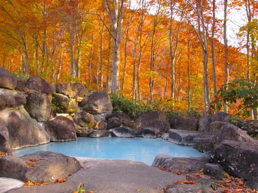 燕温泉 黄金の湯 