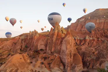 カッパドキア気球ツアー・値段相場とお得な予約方法【2026年最新版】 