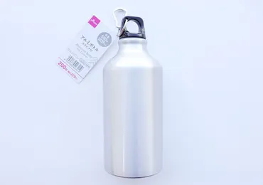 これダイソーで売ってていいやつ！？200円で買えるのが謎！専門店泣かせのハイレベルなボトル 