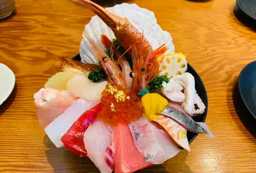 近江町市場で味わえる絶品海鮮丼！ランチ・ディナーのおすすめ10選 食べログまとめ
