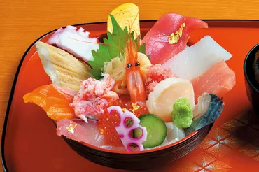 金沢】近江町市場で食べたい海鮮丼4選。あふれんばかりの新鮮な魚介を堪能 