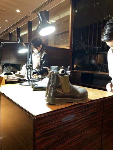 出発前にラウンジで靴磨き！