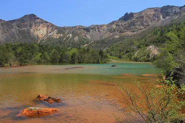 火山が造った迫力ある大地と大小の湖沼が織りなす美しい景観が魅力の裏磐梯【福島県】
