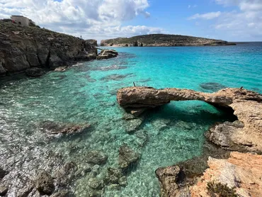 マルタ②】マルタ島からコミノ島&ゴゾ島へ一日観光