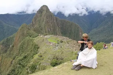 歴史あるインカ帝国の中心地ペルーでヘアカット1000人達成！ －旅人美容師、桑原淳の世界一周の旅コラムvol.16ペルー編－ 
